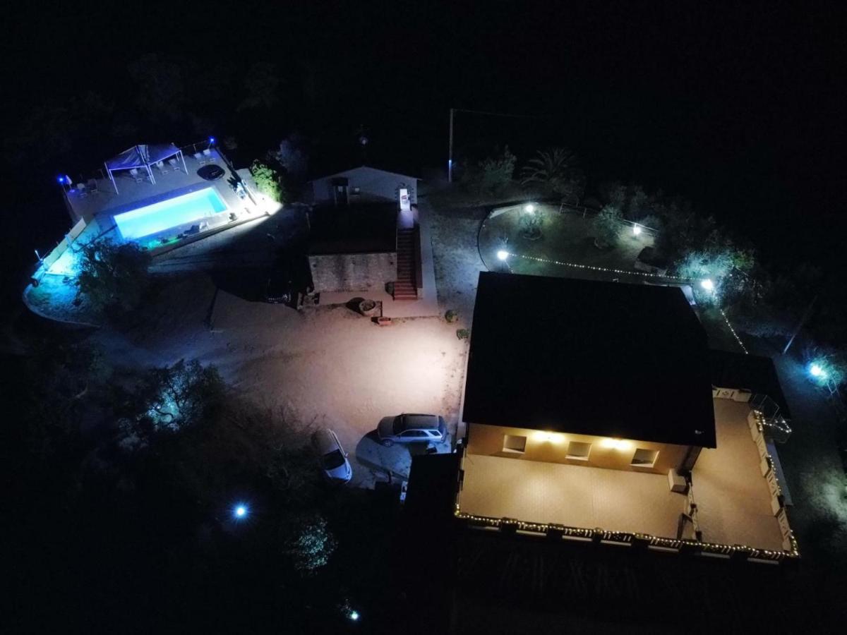 Agriturismo La Terrazza Valfabbrica Exterior foto